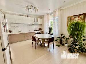 Дом 309м², 3-этажный, участок 12 сот.  