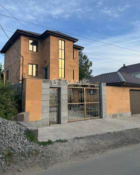 Дом 170м², 2-этажный, участок 569 сот.  