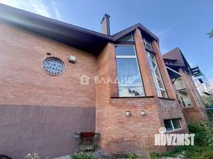 Дом 596м², 4-этажный, участок 20 сот.  