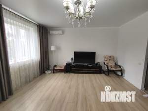 Дом 150м², 2-этажный, участок 5 сот.  