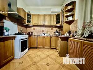 Дом 349м², 2-этажный, участок 10 сот.  