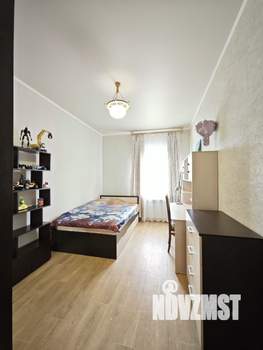 Дом 247м², 2-этажный, участок 9 сот.  