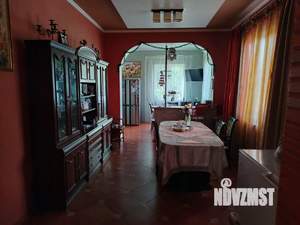 Коттедж 449м², 2-этажный, участок 19 сот.  