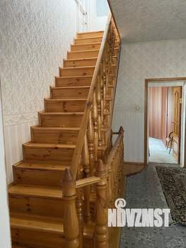 Коттедж 366м², 2-этажный, участок 13 сот.  