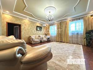 Дом 345м², 2-этажный, участок 10 сот.  