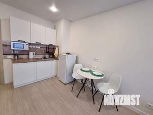 Студия квартира, посуточно, 32м2, 17/17 этаж