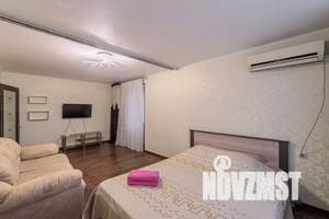 1-к квартира, посуточно, 48м2, 7/10 этаж