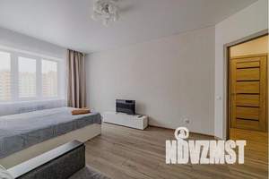 1-к квартира, посуточно, 42м2, 7/12 этаж