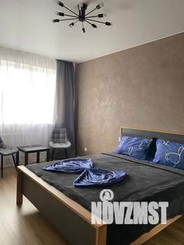 1-к квартира, посуточно, 39м2, 4/10 этаж