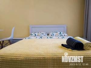 Студия квартира, посуточно, 25м2, 1/22 этаж