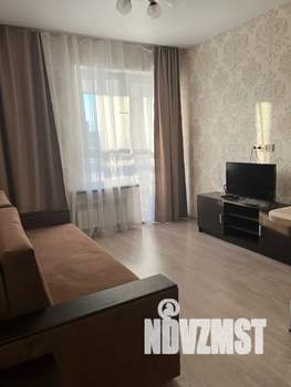 Студия квартира, посуточно, 23м2, 2/17 этаж