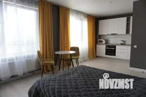 Студия квартира, посуточно, 35м2, 3/18 этаж