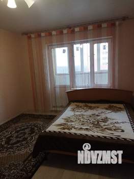 Студия квартира, на длительный срок, 30м2, 4/22 этаж