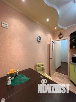 1-к квартира, посуточно, 39м2, 8/10 этаж