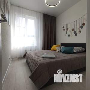 2-к квартира, посуточно, 52м2, 8/20 этаж