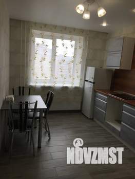 1-к квартира, посуточно, 42м2, 9/14 этаж