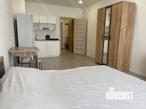 Студия квартира, посуточно, 32м2, 15/18 этаж