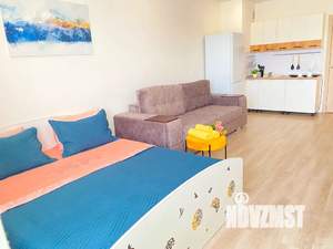 Студия квартира, посуточно, 35м2, 8/18 этаж