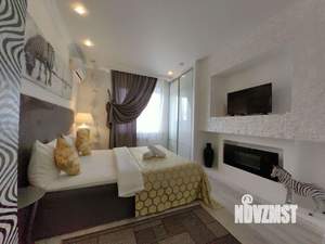 1-к квартира, посуточно, 40м2, 1/1 этаж