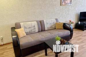 1-к квартира, посуточно, 35м2, 7/10 этаж