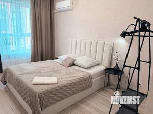 1-к квартира, посуточно, 42м2, 6/18 этаж