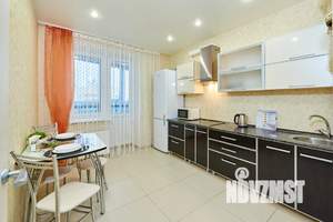 2-к квартира, посуточно, 52м2, 14/14 этаж