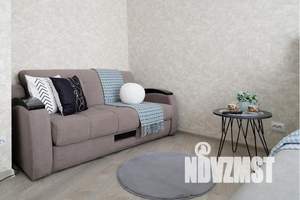 1-к квартира, посуточно, 37м2, 11/18 этаж