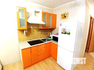 Студия квартира, посуточно, 30м2, 7/10 этаж