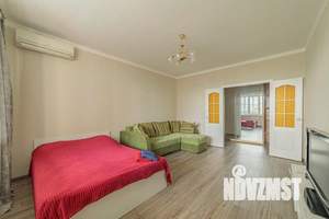 1-к квартира, посуточно, 43м2, 1/1 этаж