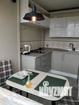 1-к квартира, посуточно, 37м2, 4/10 этаж