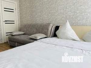 1-к квартира, посуточно, 35м2, 13/17 этаж