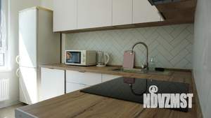 1-к квартира, посуточно, 37м2, 8/18 этаж