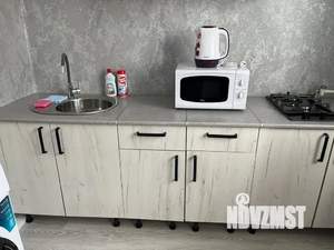 1-к квартира, посуточно, 40м2, 1/9 этаж