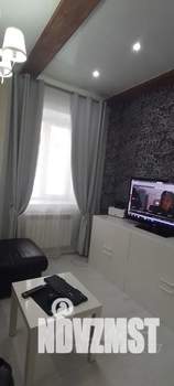 1-к квартира, посуточно, 32м2, 1/2 этаж