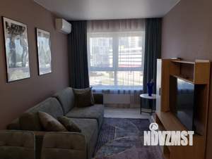 1-к квартира, посуточно, 40м2, 6/18 этаж