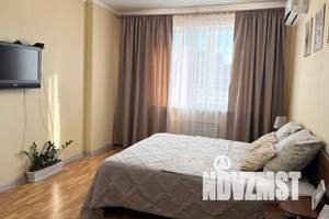 1-к квартира, посуточно, 54м2, 9/16 этаж