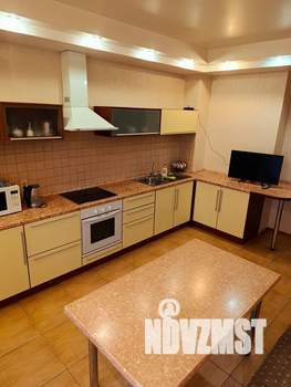 2-к квартира, посуточно, 70м2, 8/15 этаж