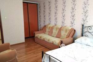 1-к квартира, посуточно, 38м2, 8/10 этаж