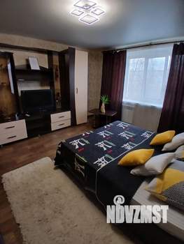 1-к квартира, посуточно, 36м2, 4/9 этаж