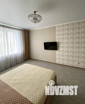 1-к квартира, посуточно, 40м2, 14/14 этаж
