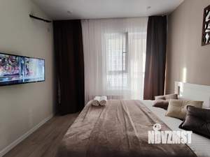 Студия квартира, посуточно, 28м2, 12/17 этаж