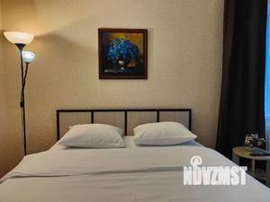 1-к квартира, посуточно, 40м2, 18/22 этаж