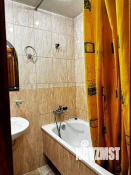 2-к квартира, посуточно, 75м2, 1/1 этаж