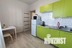 1-к квартира, посуточно, 42м2, 18/22 этаж