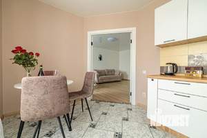 1-к квартира, посуточно, 46м2, 1/1 этаж