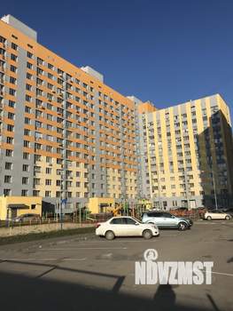 Студия квартира, посуточно, 45м2, 12/16 этаж