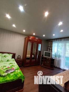 1-к квартира, посуточно, 32м2, 4/5 этаж