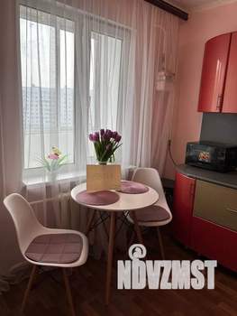 1-к квартира, посуточно, 41м2, 8/10 этаж