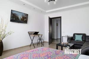 2-к квартира, посуточно, 60м2, 1/1 этаж