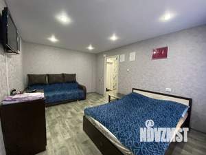 1-к квартира, посуточно, 35м2, 1/9 этаж